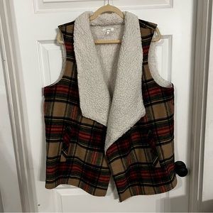 Maurice’s Plaid Fleece Vest